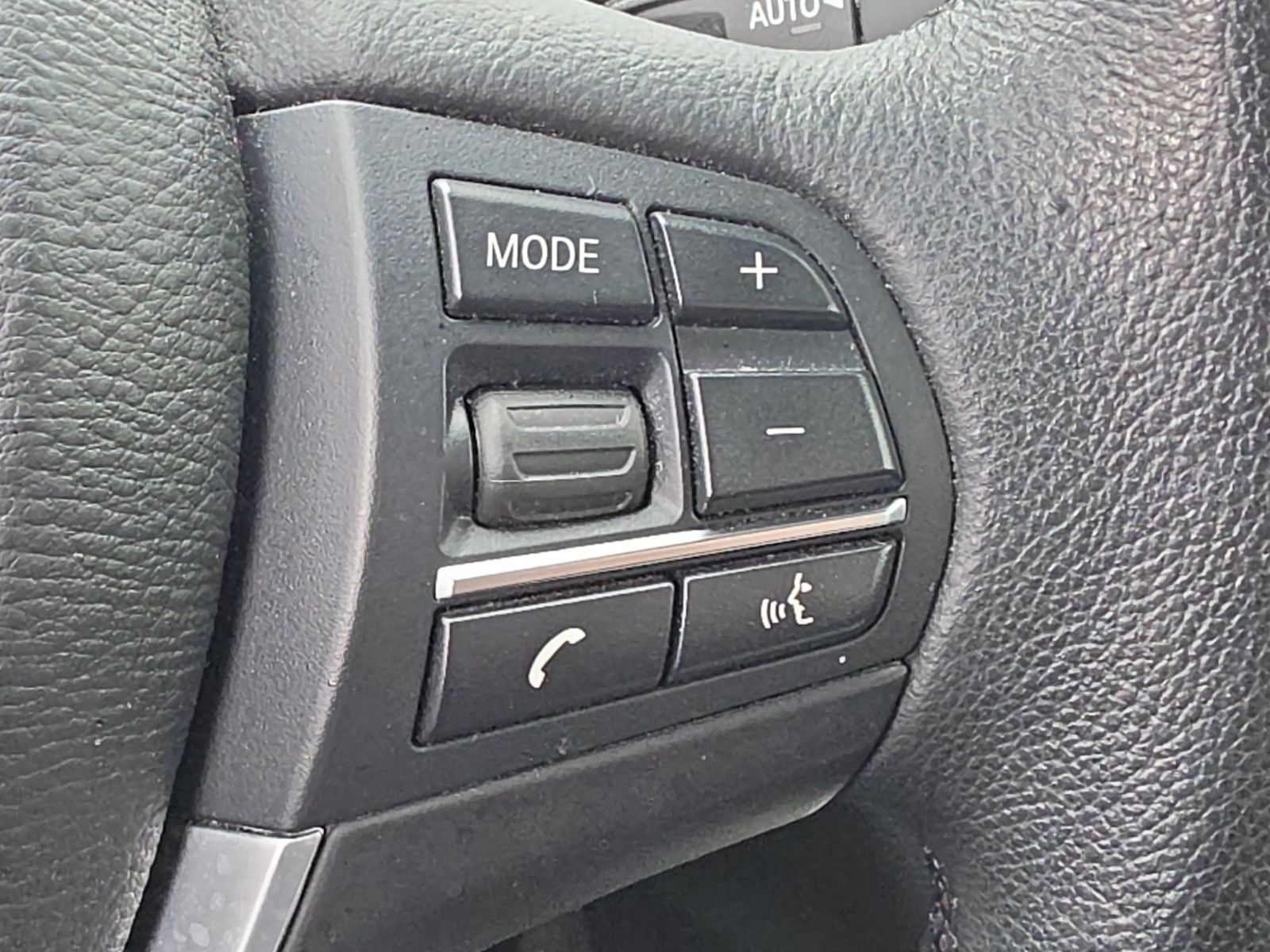 Fahrzeugabbildung BMW X3 xDrive20d AUT. AUS 1.HAND LEDER NAVI KAMERA