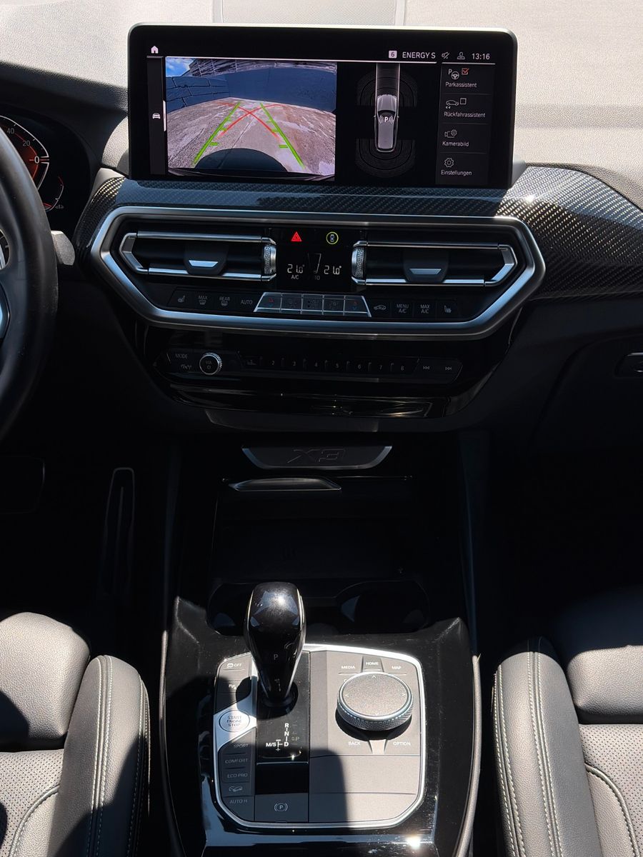 Fahrzeugabbildung BMW X3 xDrive30d M Sport LcProf. Pano Kamera Temp.