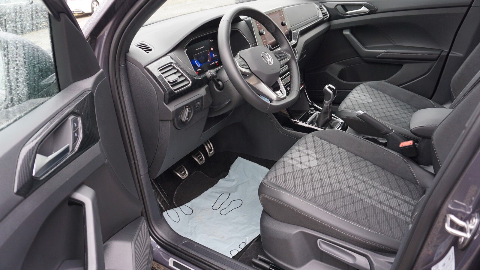 Fahrzeugabbildung Volkswagen T-Cross R-Line Navi,LED,ACC,Apple CarPlay