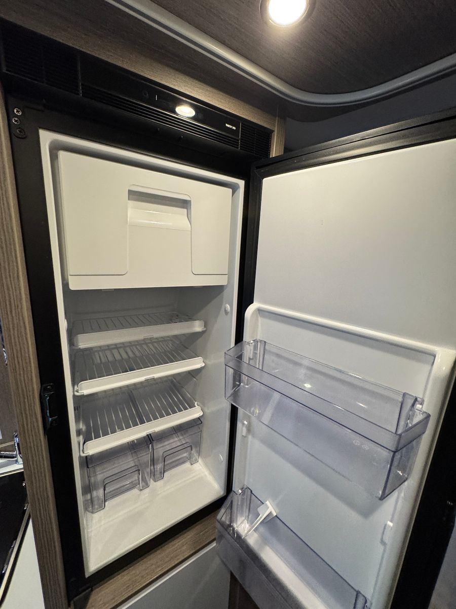 Fahrzeugabbildung Pössl 600 2WIN R PLUS CITROEN SCHLAFDACH AHK KAMERA