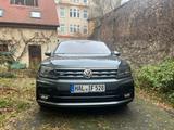 Volkswagen Tiguan Allspace 2.0,  TDI R-Line, 4MOTION DSG - Volkswagen Tiguan Allspace in Halle