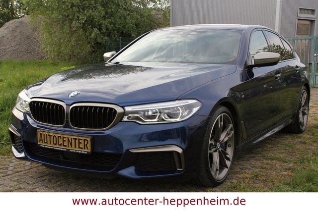 BMW M550d xDrive ACC*MASSAGE*HUD*SOFTCL*STHZ*H/K*AHK