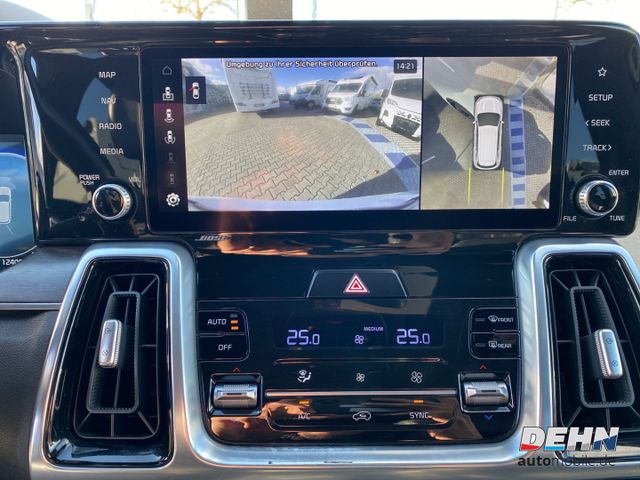 Kia Sorento 2.2 CRDi 4WD Platinum Pano HUD