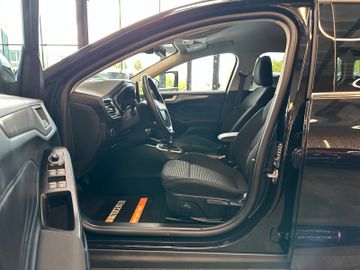 MYAUTOCENTER – Gebraucht- und Jahreswagen mit Werkstattservice in Pfaffenhofen Ford Focus *KEYLESS*ACC*NAV*1-HAND*2-ZONEN*