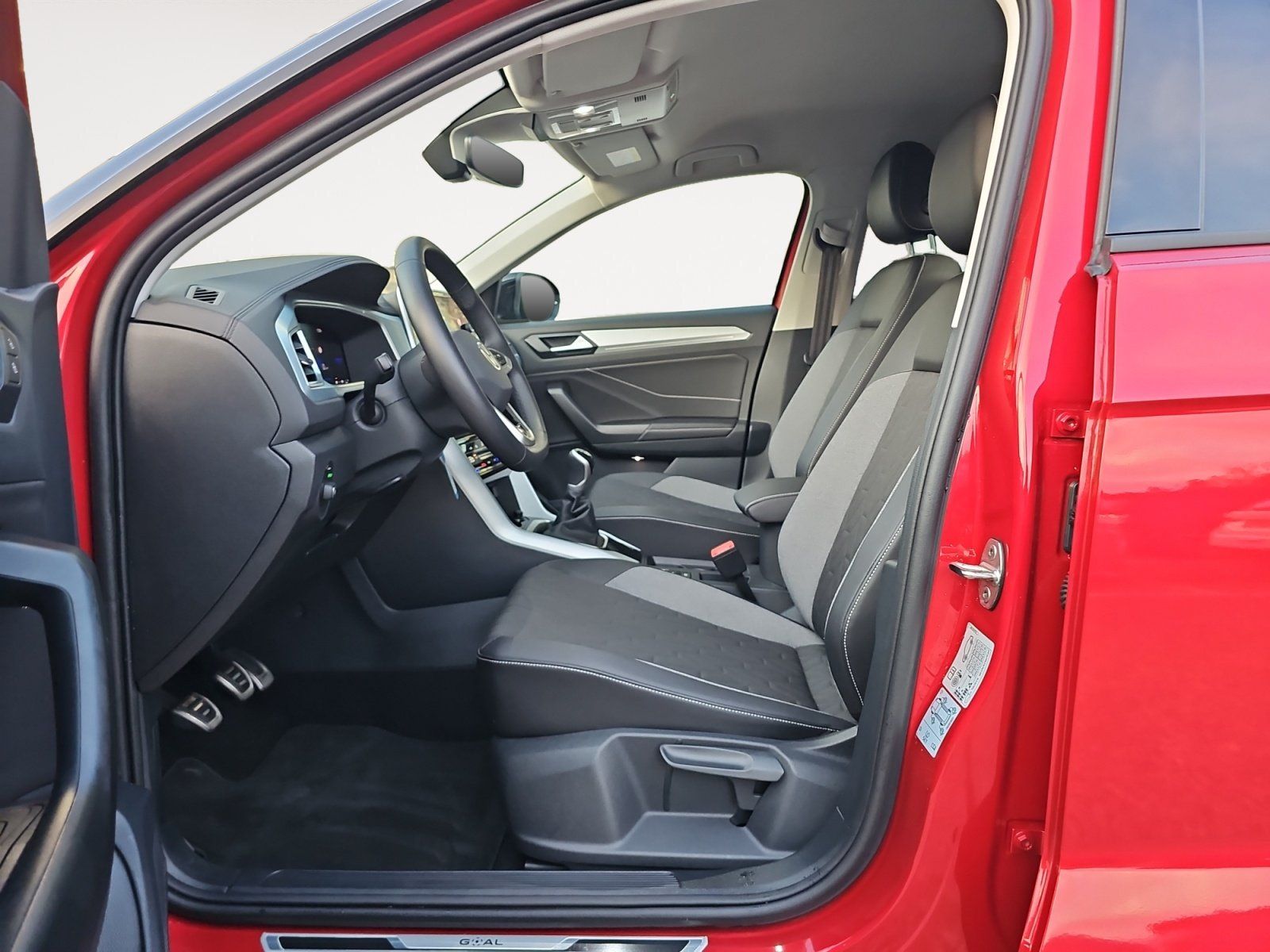 Volkswagen T-Roc - Bild 8