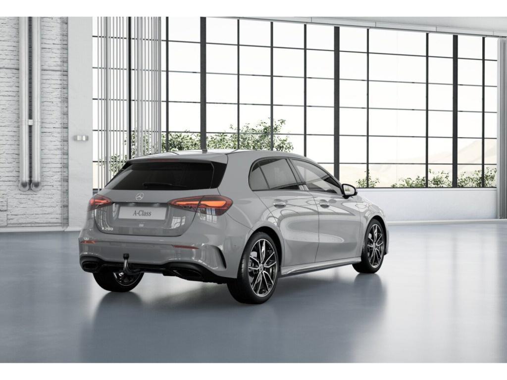 Mercedes-Benz A 200 AMG-Sport/LED/Cam/Pano/AHK/Distr/Night/19'