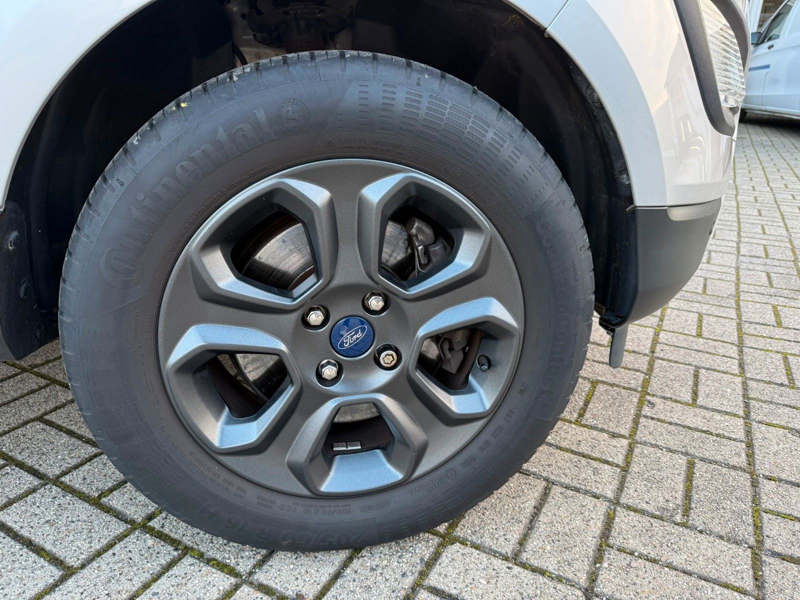 Fahrzeugabbildung Ford EcoSport Trend COOL&CONNECT+SITZHZG+WINDSCH HZG+