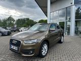 Audi Q3 2.0 TDI quattro/AUT/KLIMA/PDC/SHZ/ALUS - Audi Q3: Braun