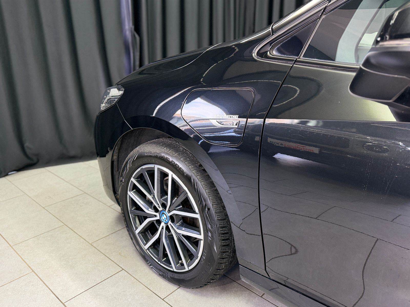 Fahrzeugabbildung BMW 225e Active Tourer xDrive MSport|HIFI|AHK|WIDES