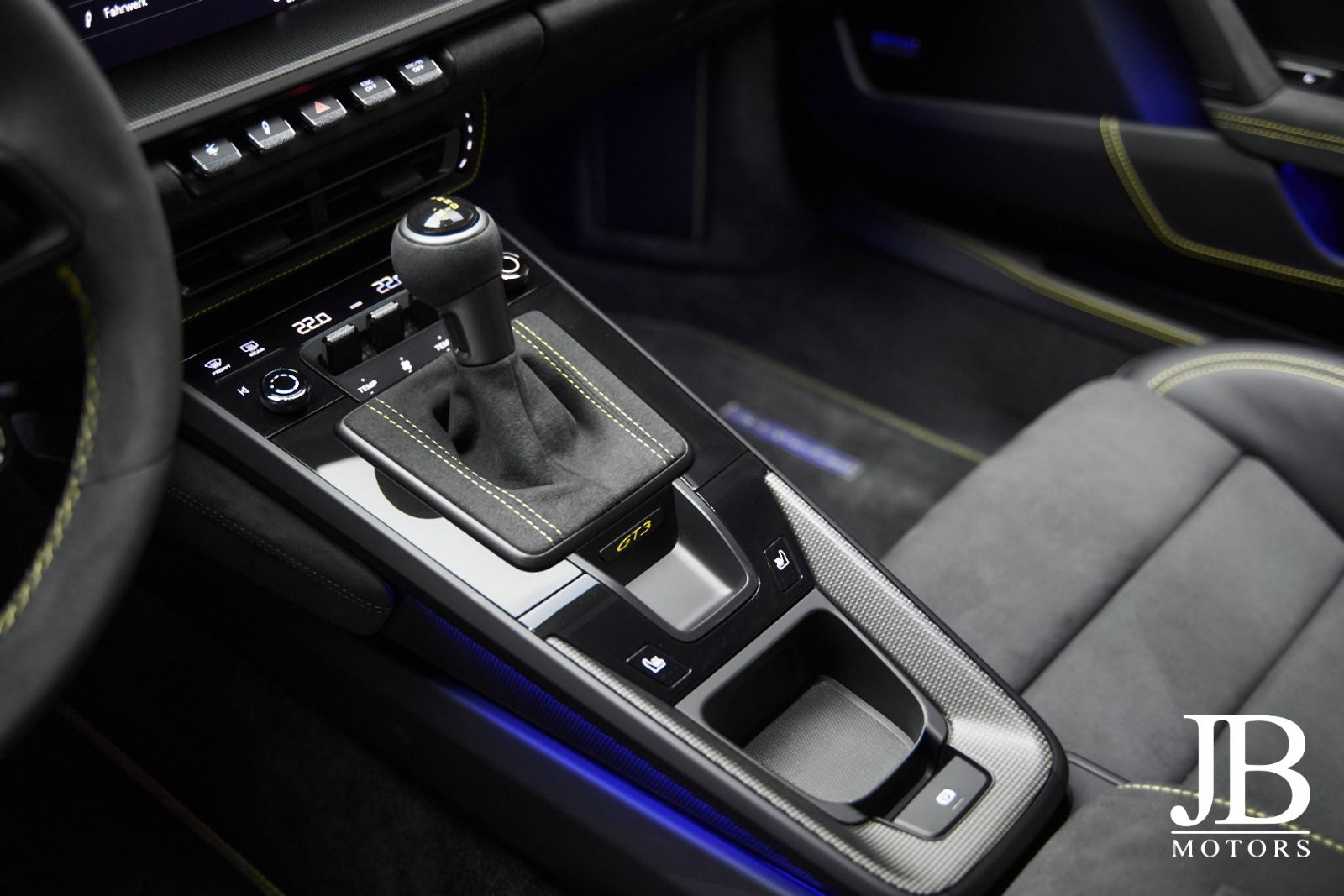 Fahrzeugabbildung Porsche 992.1 GT3 PTS PCCB Lift 18-Wege BOSE Carbon