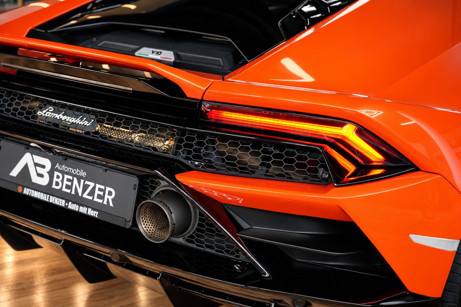 Fahrzeugabbildung Lamborghini Huracán EVO V10 *Lift*Sensonum*Kamera*ACC*SHZ