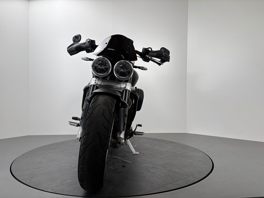 Fahrzeugabbildung Triumph ROCKET 3 GT *SEITL. KZH *TOP-ZUSTAND *2. HAND