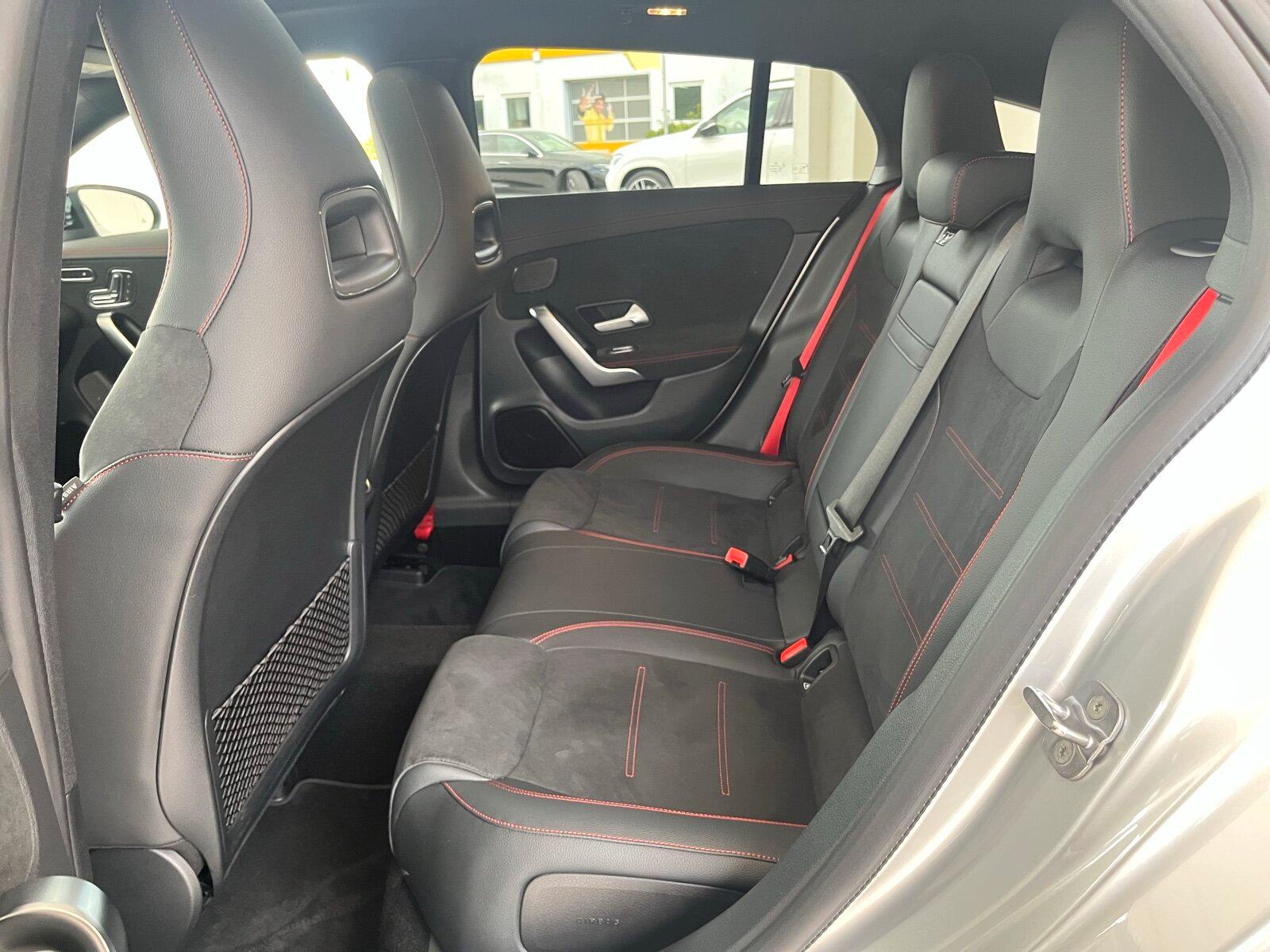 Mercedes-Benz CLA 35 AMG 4M SB Pano.-Dach/Distronic/Kamera/LED