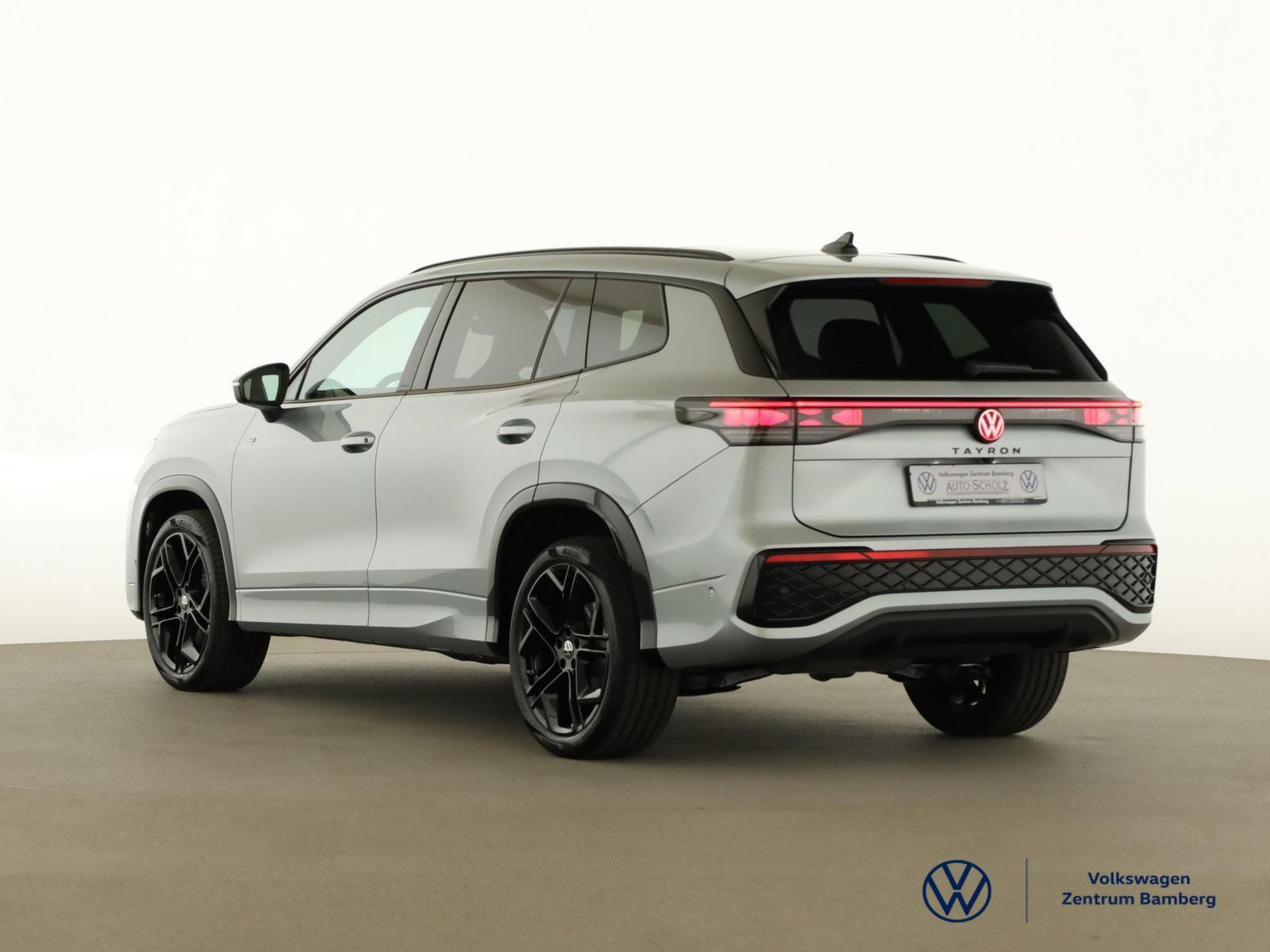Volkswagen Tayron 2.0 TDI 4MOTION R-Line DSG AHK RFK PANO foto 4