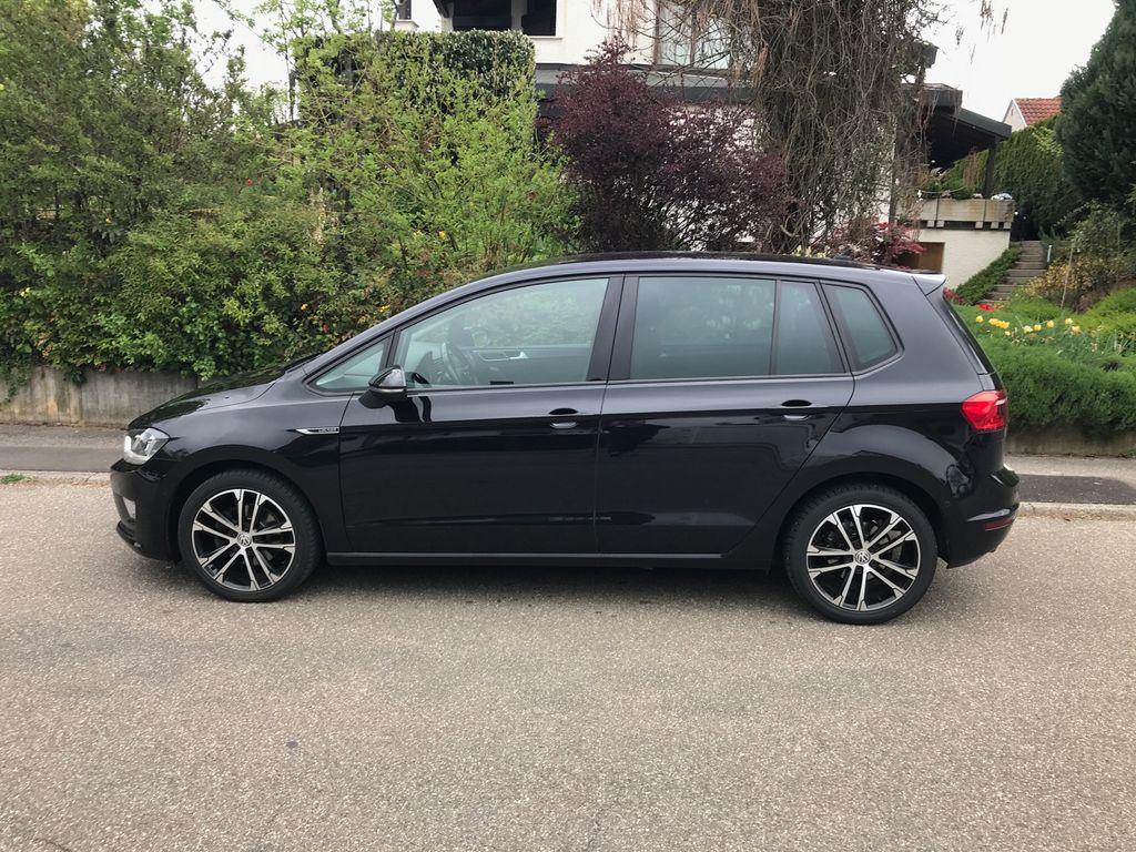 Image of Volkswagen Golf Sportsvan