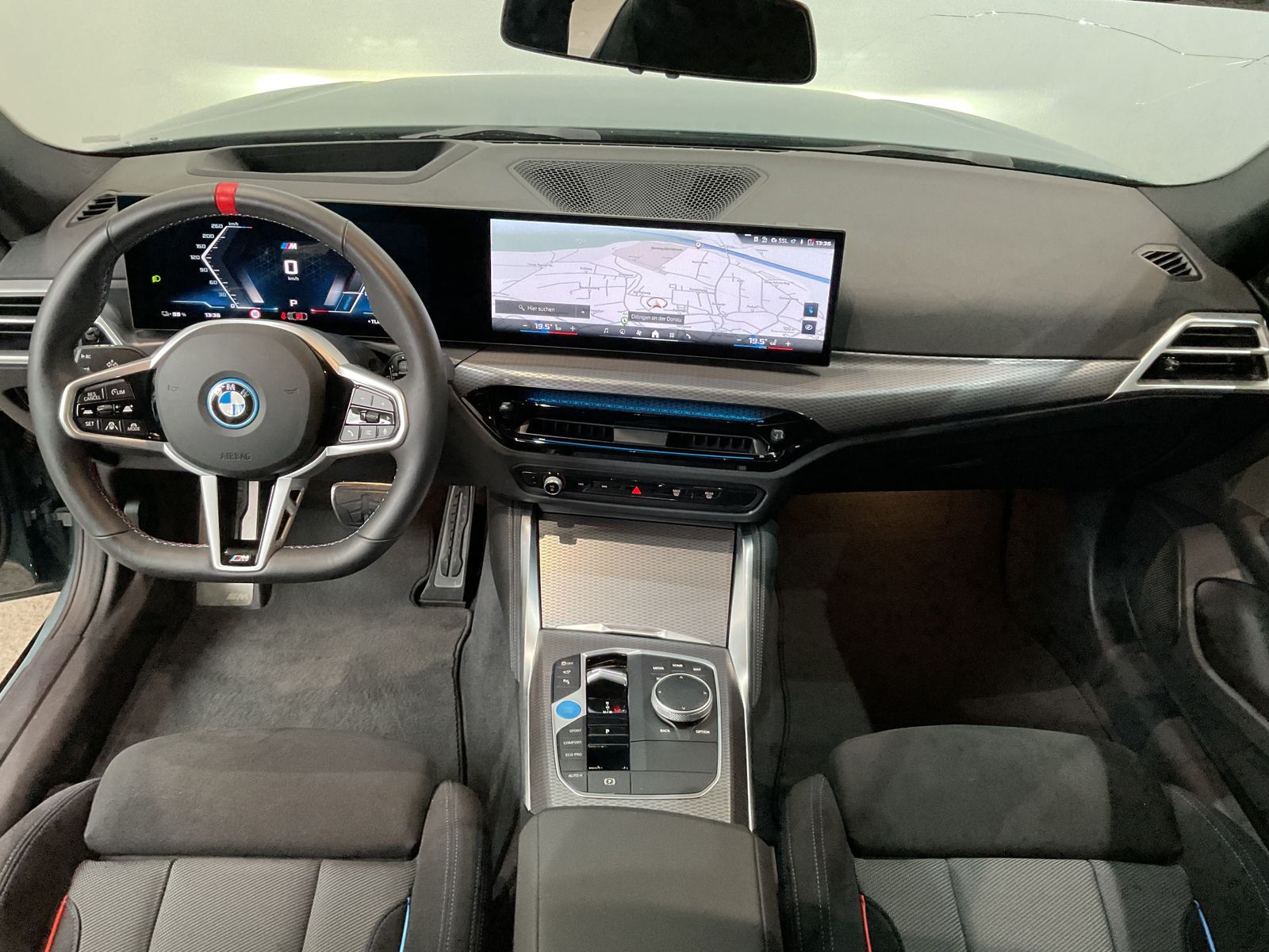 Fahrzeugabbildung BMW i4 M50 19" LMR, Parking Assistant Plus, HK Hifi