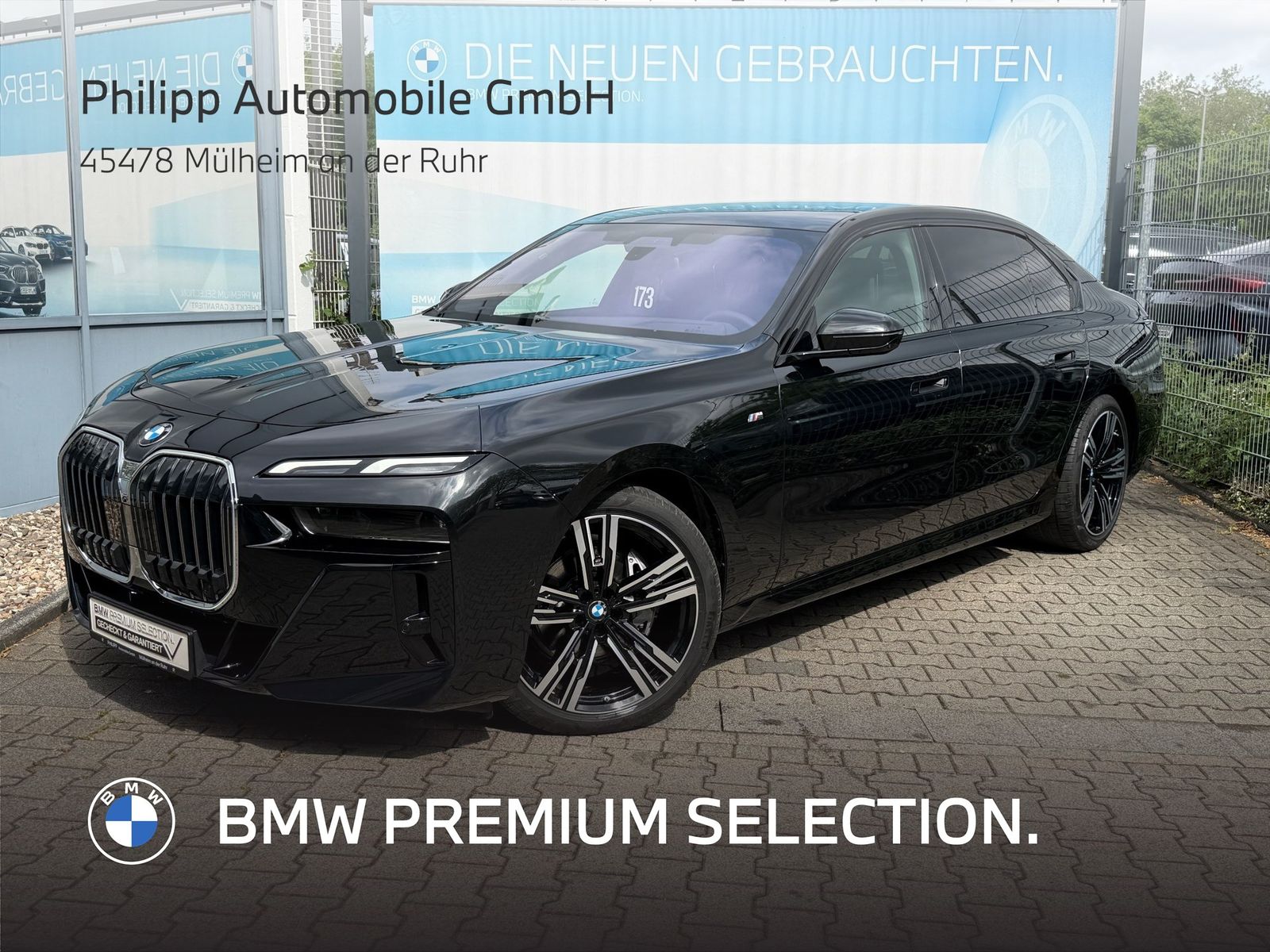BMW 740d xDrive M Sport PanoSky StHzg B&W Autobahnas
