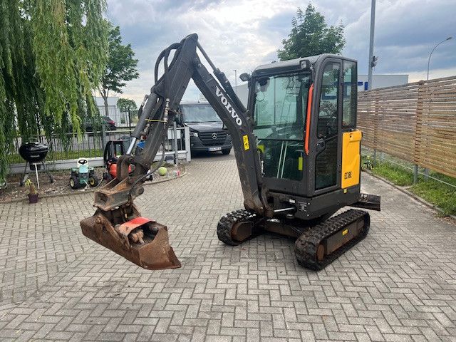 Volvo EC18 E Kette 80% 890h