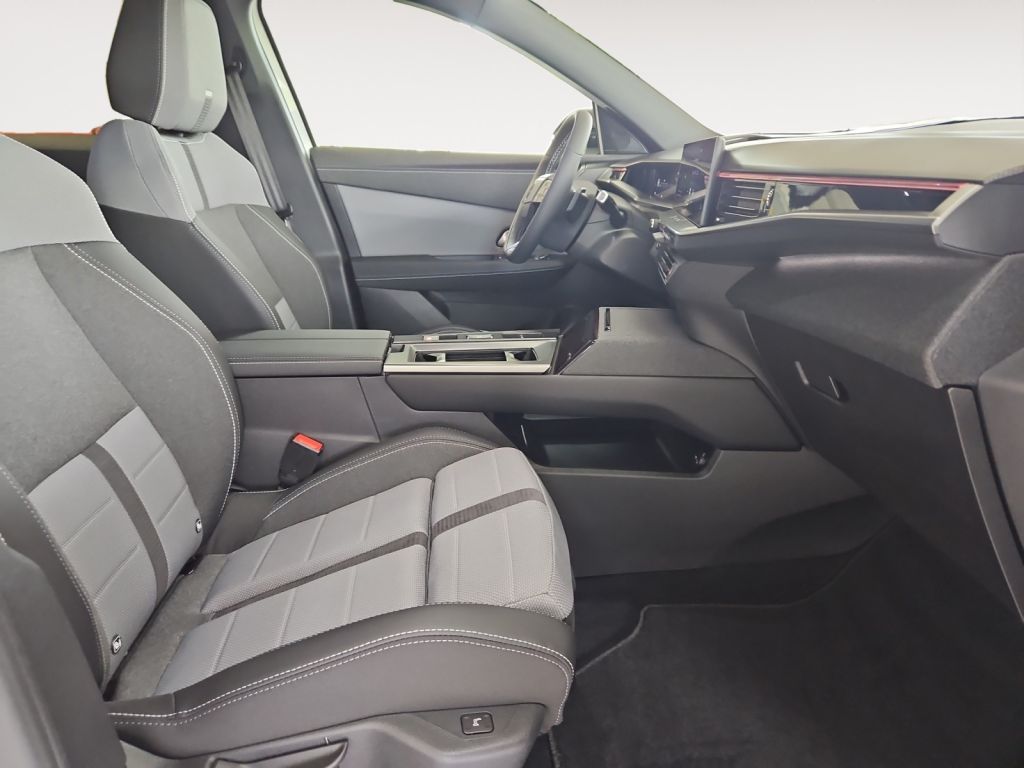 Fahrzeugabbildung Opel Grandland 1.2 DI Hybrid 48 V AT GS