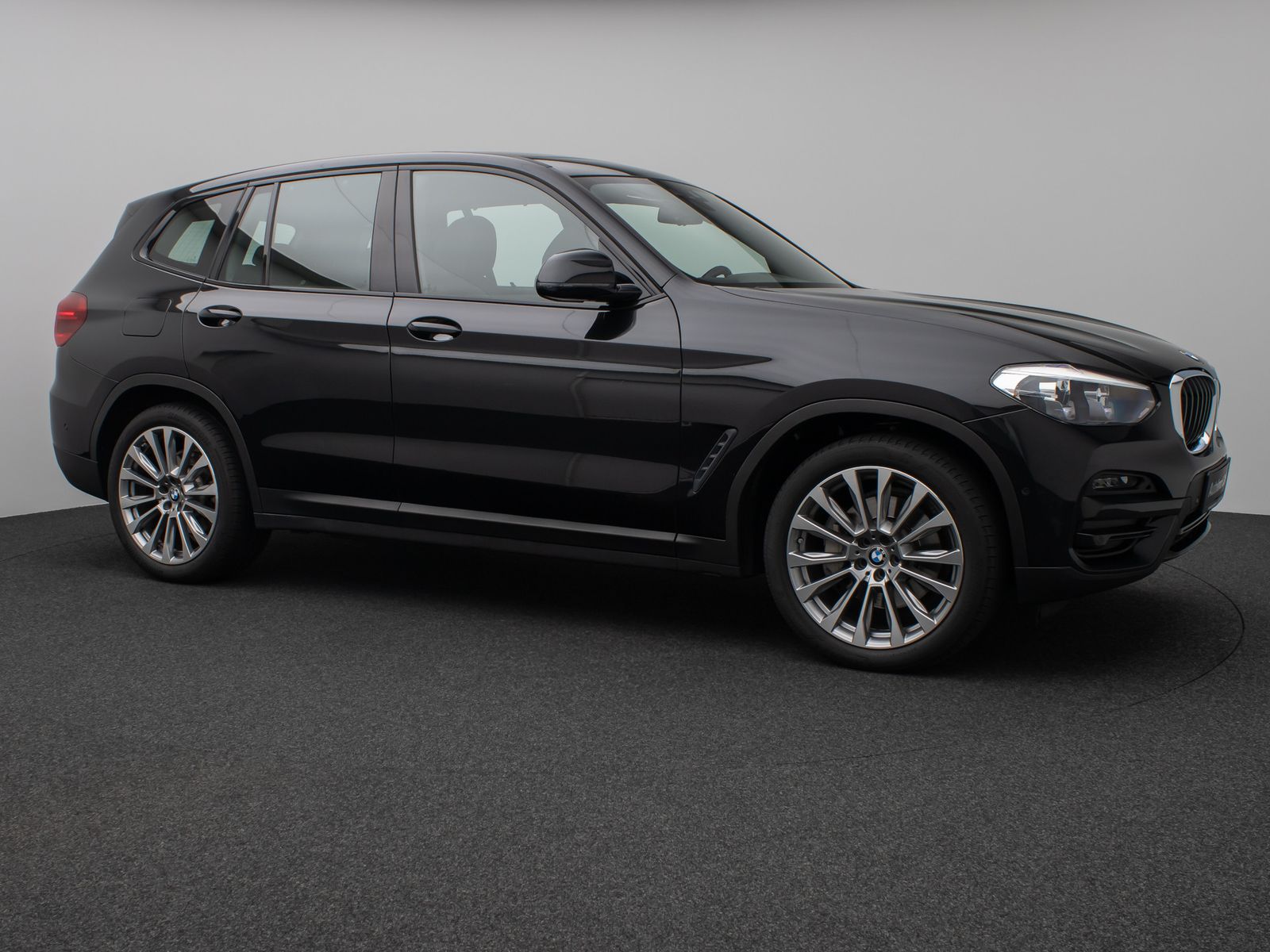 Fahrzeugabbildung BMW X3 xD30i Panorama Kamera DAB HiFi Komfort 20Zoll