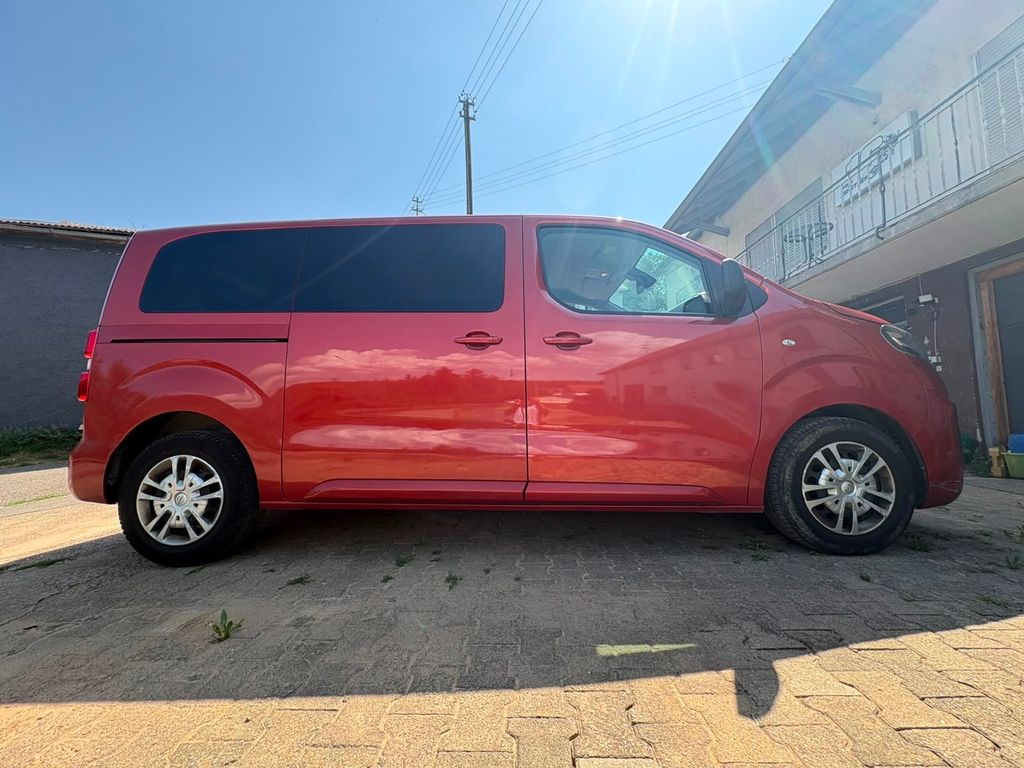 Image of Opel Zafira Life