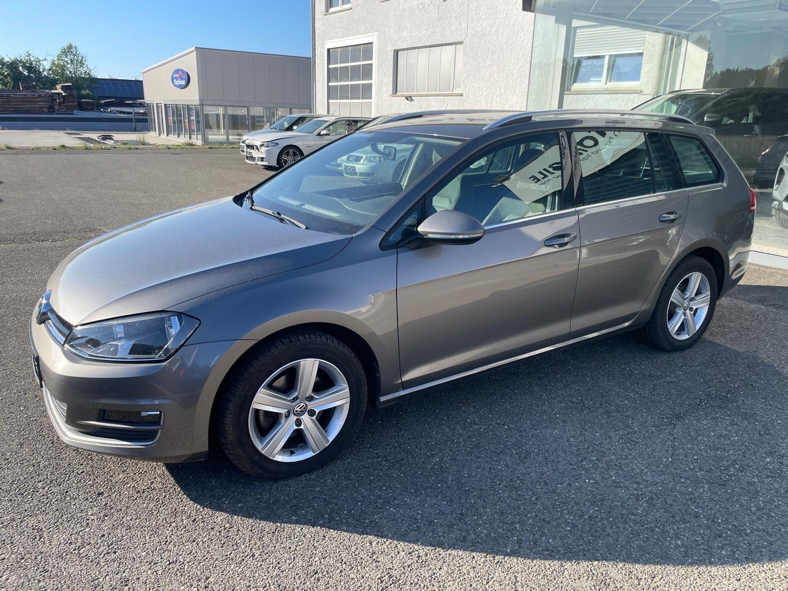 Volkswagen Golf 1.6 TDI BMT Kombi -1.HAND-NAVI-TÜV 08/2028-