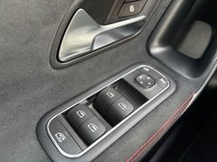 Fahrzeugabbildung Mercedes-Benz CLA 220d Shooting Brake AMG-Line Night Navi Pano