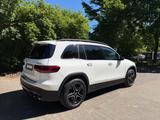 Mercedes-Benz GLB 250 4MATIC DCT - - Mercedes-Benz GLB 250 von privat