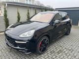 Porsche Cayenne GTS mit Porsche Approved  - Porsche Gebrauchtwagen in Lübeck