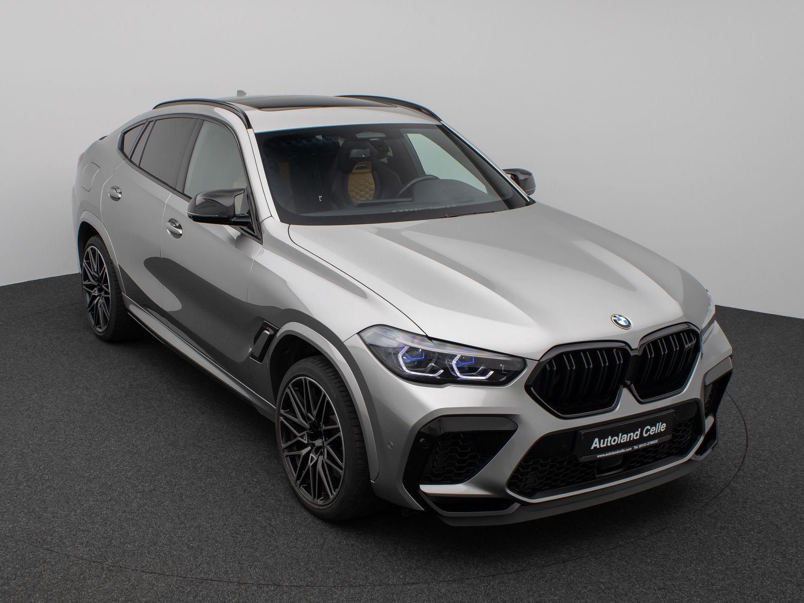 Fahrzeugabbildung BMW X6 M Panorama 360°Laser B&W Massage SoftCl AHK