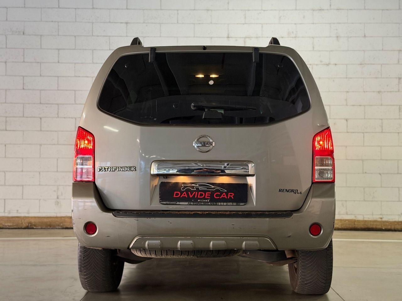 Nissan Pathfinder 2011 — photo 15