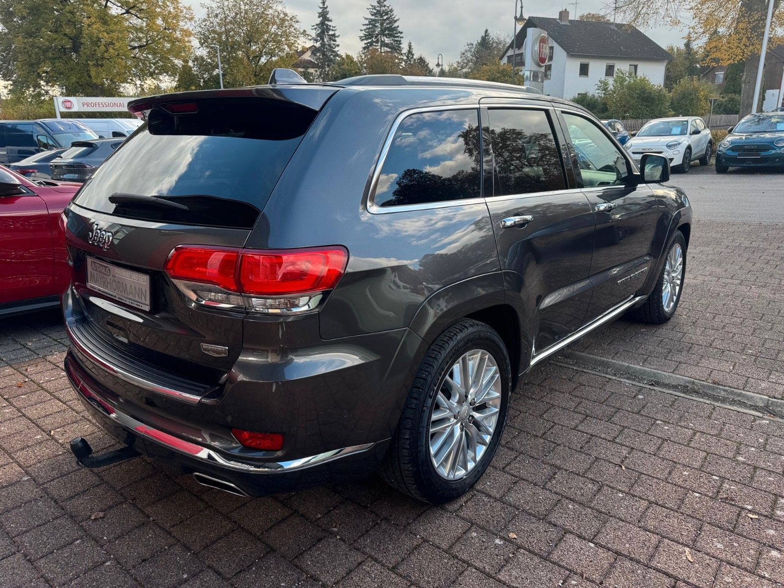 Fahrzeugabbildung Jeep Grand Cherokee 3.0 CRD Summit AHK Memory