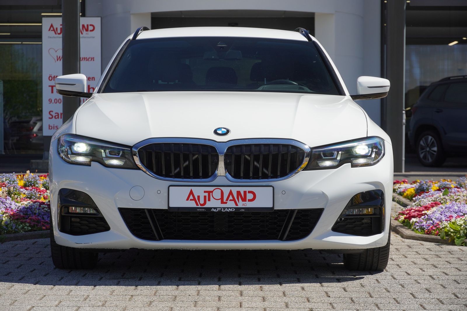 BMW 318i M Sport LED Navi AHK Tempomat Sitzheizung foto 3
