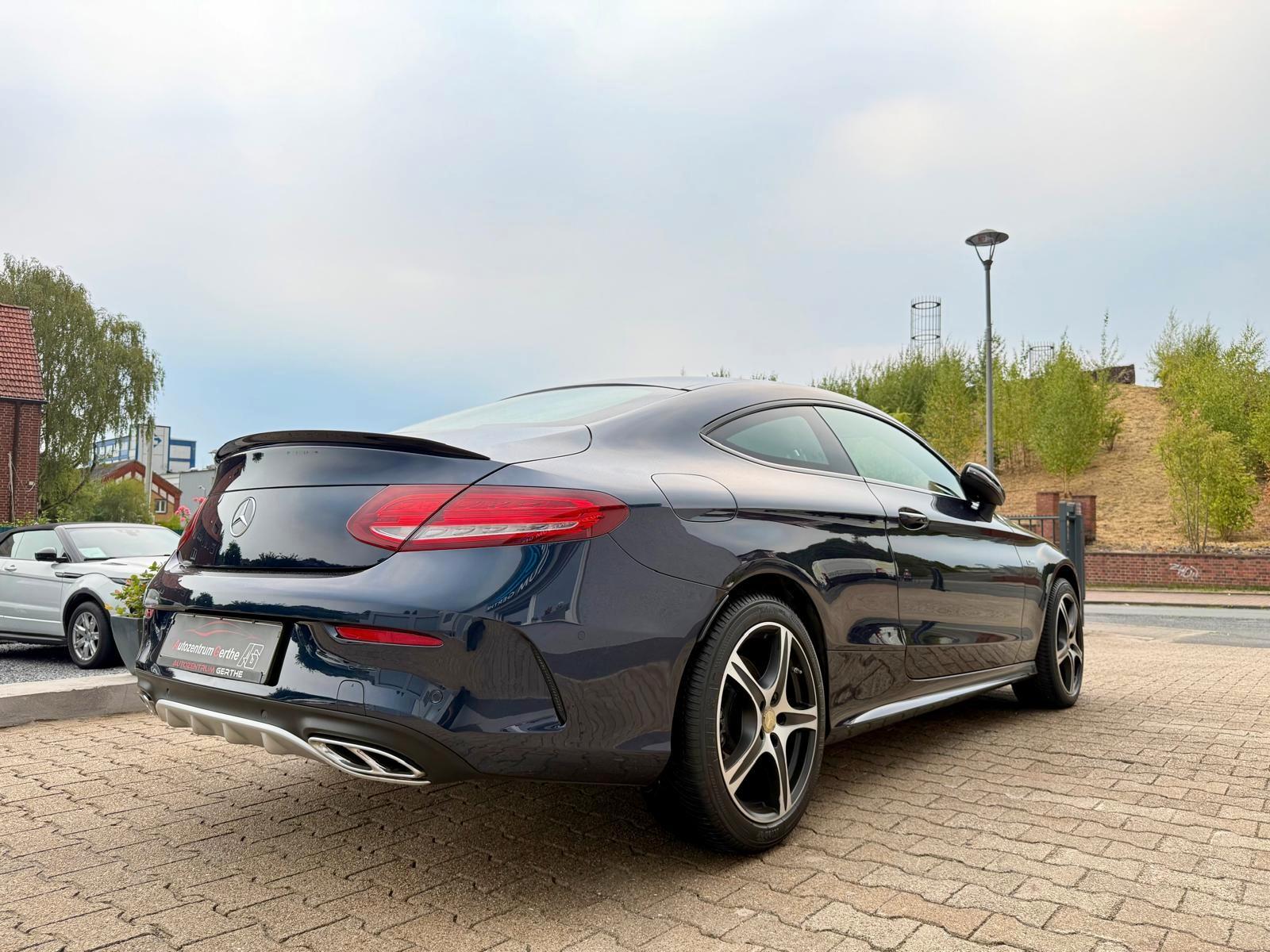 Mercedes-Benz C 43 AMG C Coupe 4Matic *Panorama*Kamera*LED*