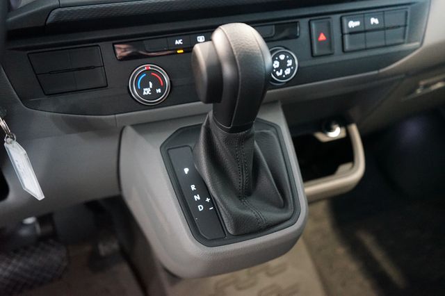 Volkswagen T6 Kombi | Kamera | ACC | App | Alu | 9-Sitzer
