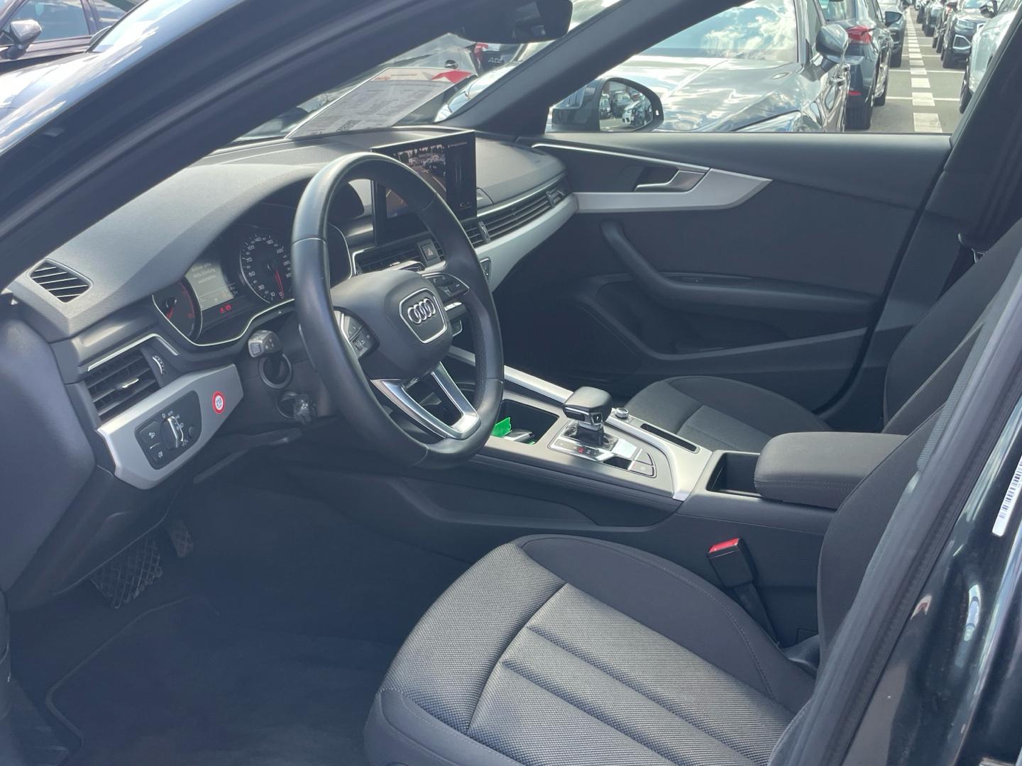 Audi A4 Avant 40 TFSI Advanced S-tronic LED Pano, миниатюра 9