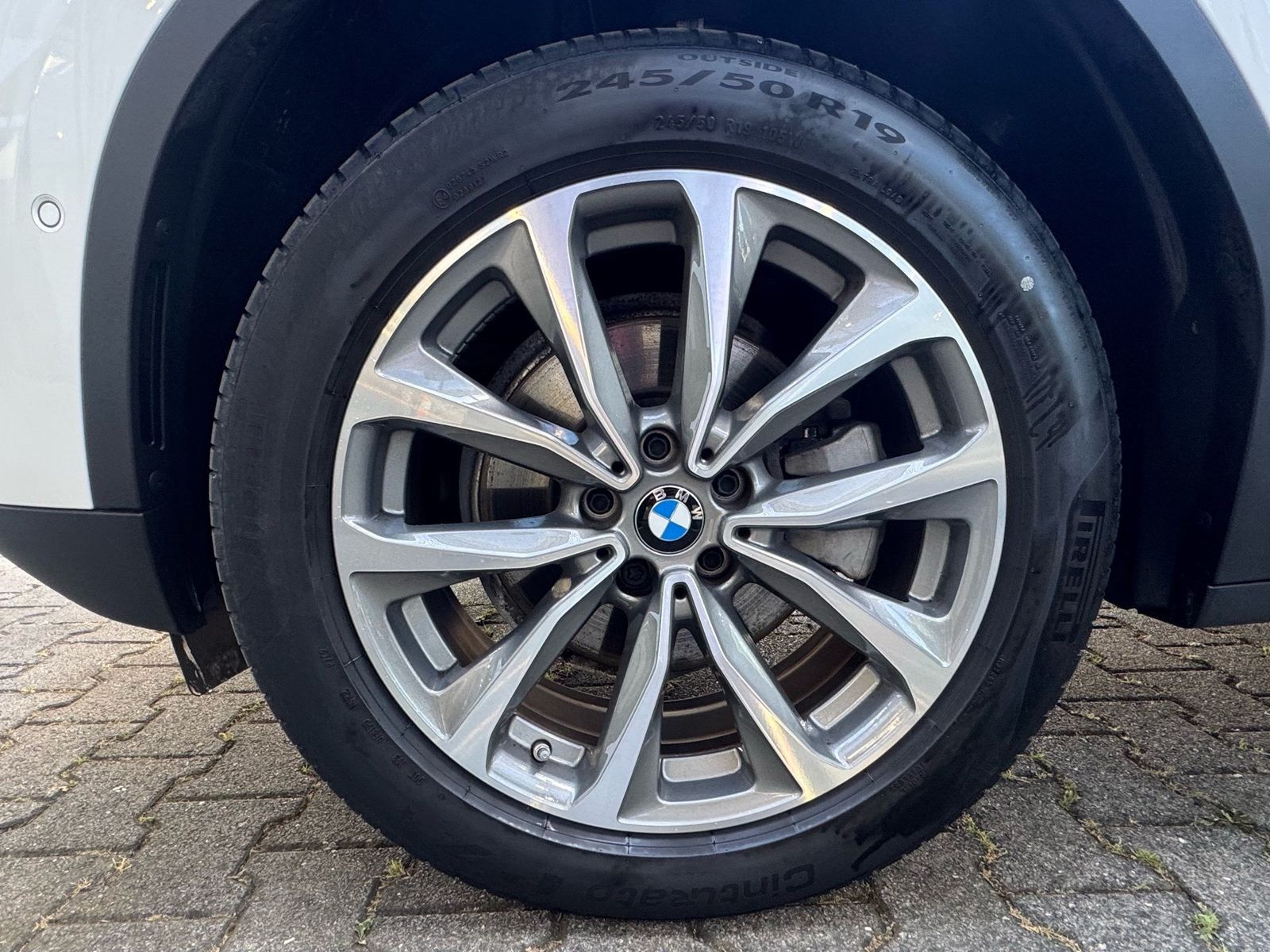BMW X3 xDrive20i Sportsitz ACC Ad.Fahrwerk 19" LED foto 24