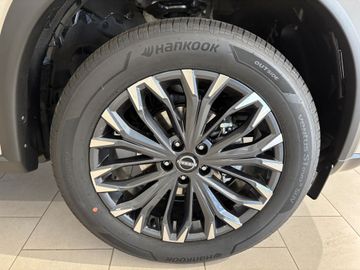 Fotografie des Nissan X-Trail 1.5 VC-T Mild-Hybrid Xtronic N-Connecta