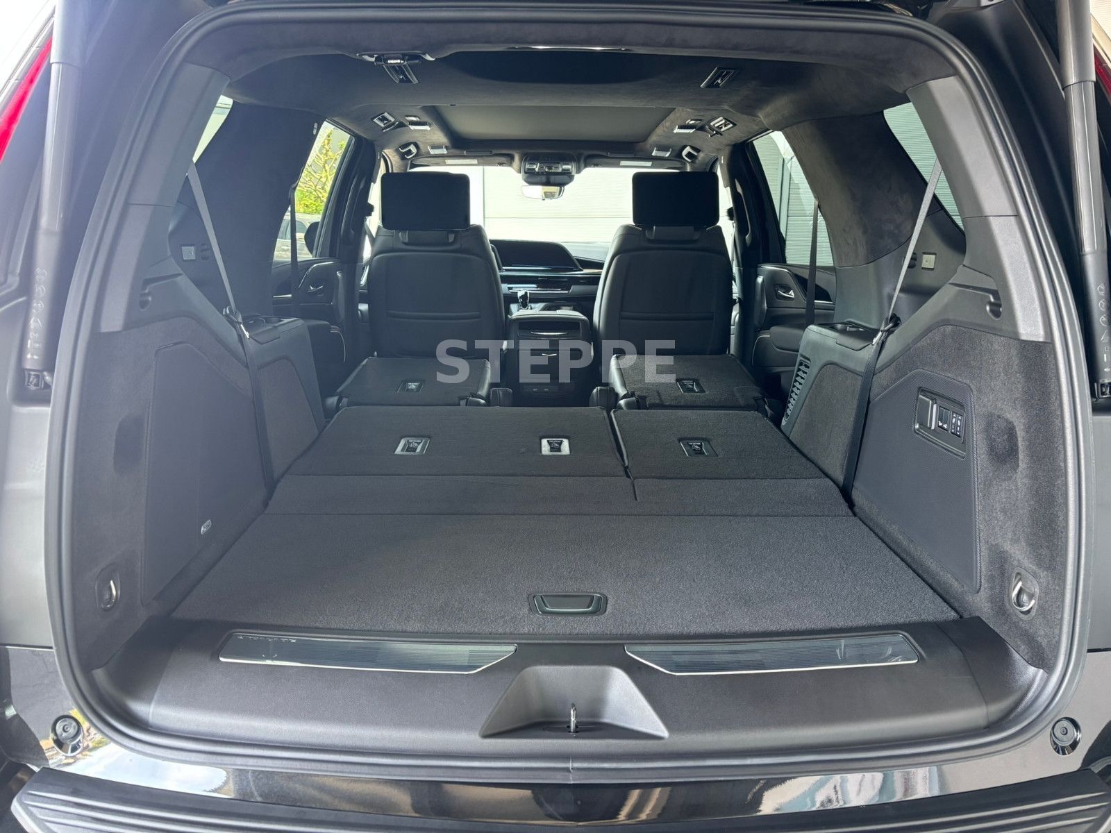 Cadillac Escalade V-Series 6.2 V8 Supercharged AWD