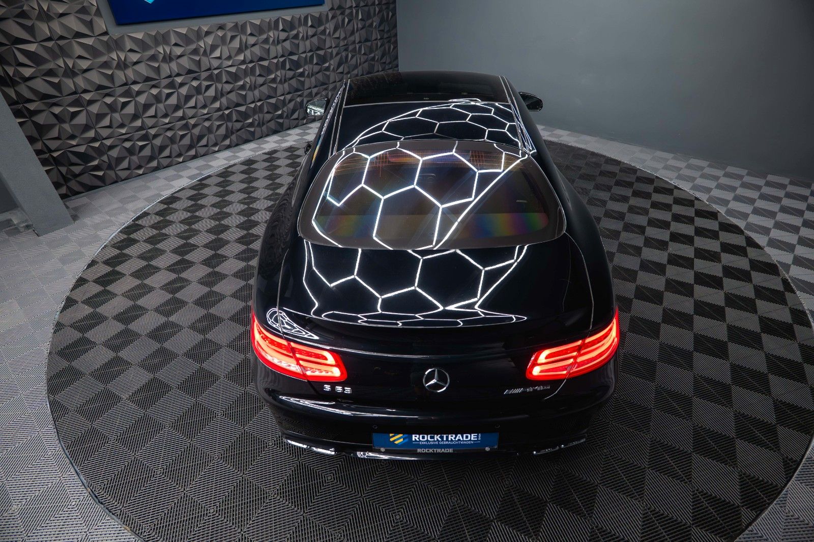 Fahrzeugabbildung Mercedes-Benz S 63 AMG 4Matic Night Edition Designo *ACC*Pano*