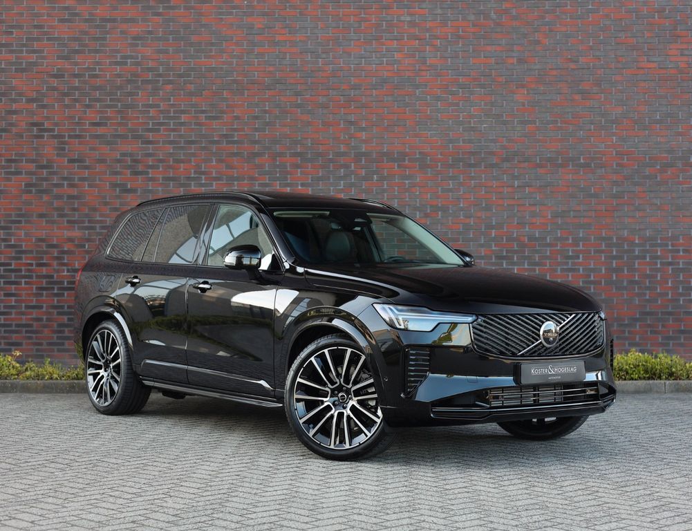 Volvo XC90 T8 AWD Ultra Dark *Four-C*Pano*AHK*Bow&Wil*