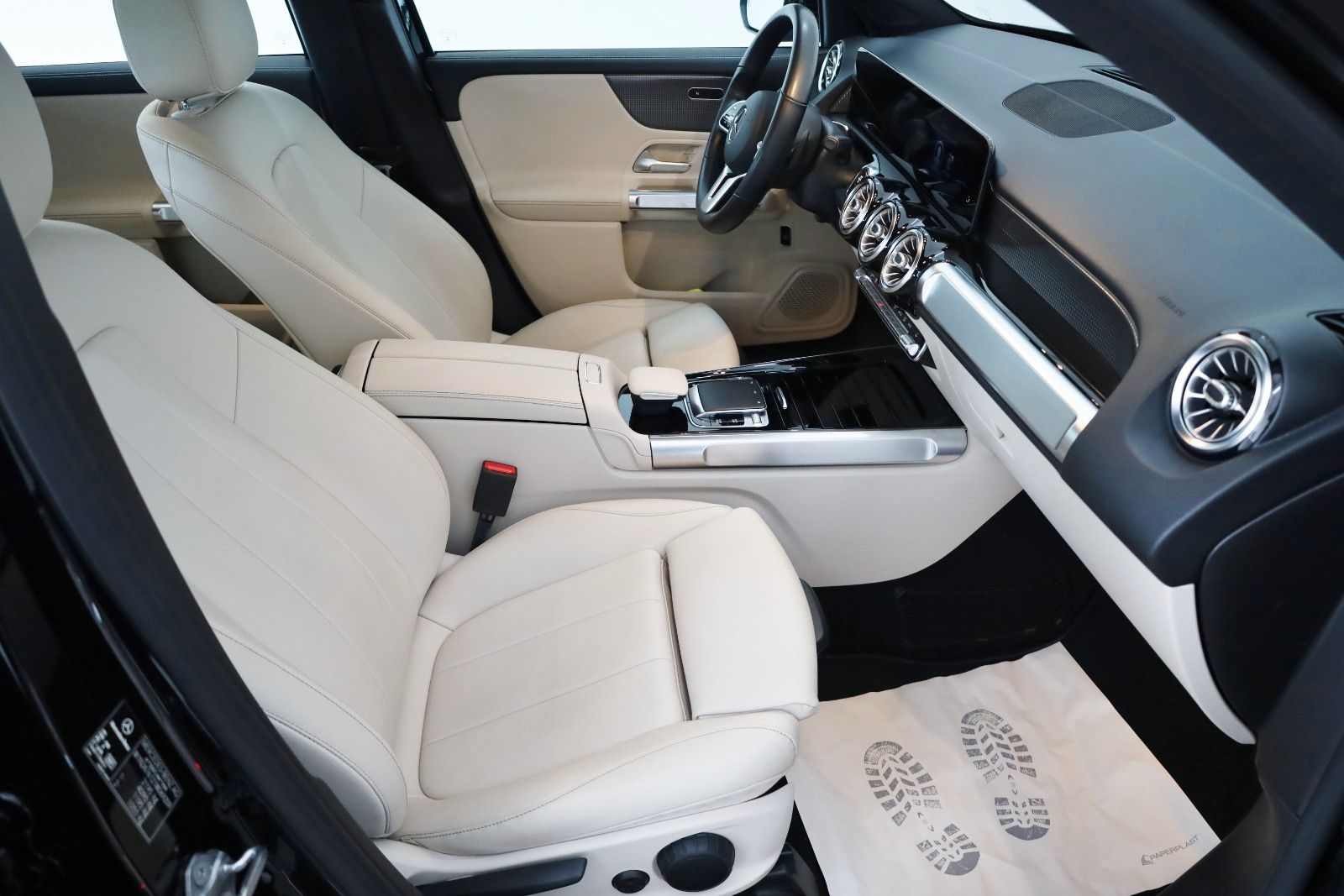 Fahrzeugabbildung Mercedes-Benz GLB 200 d Progressive,Leder,Navi,LED,SH,Kamera