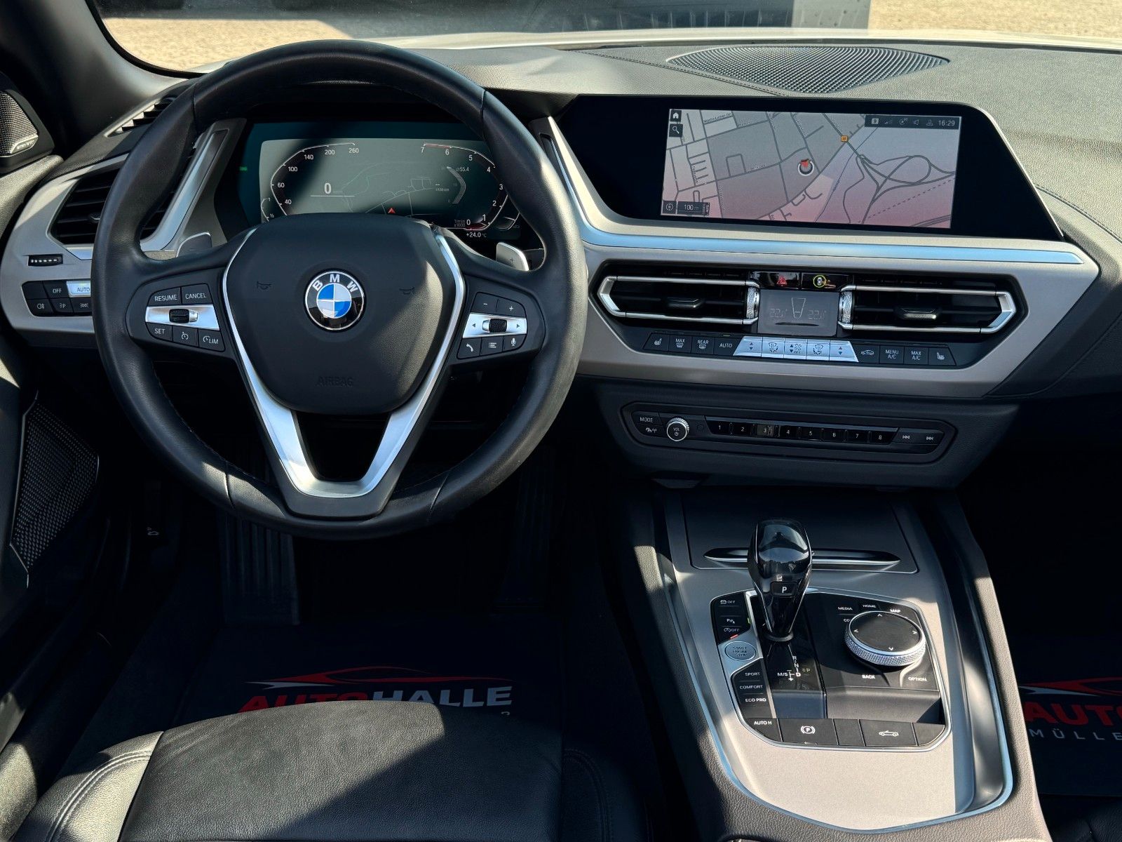 Fahrzeugabbildung BMW Z4 sDrive20i Aut. Advantage Tempo. H&K PDC SHZ