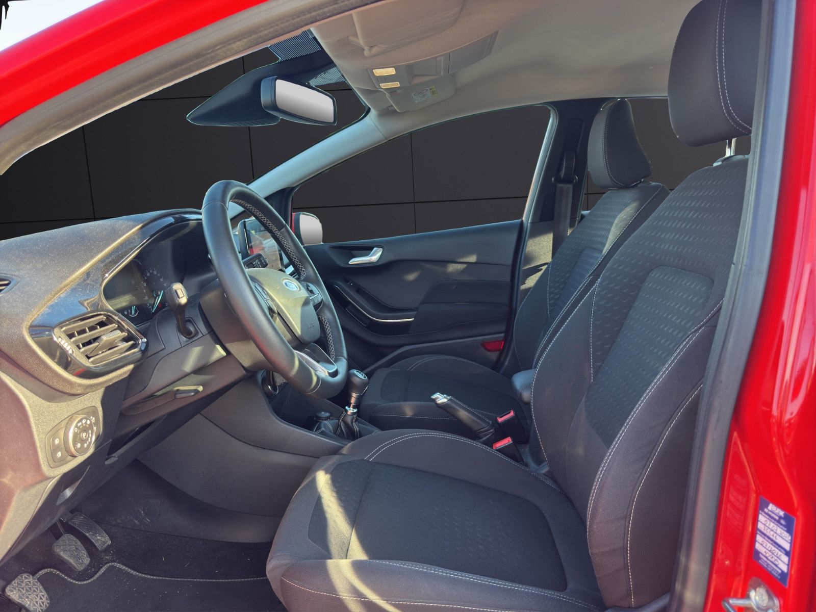 Fahrzeugabbildung Ford Fiesta Titanium/Keyless/ACC/Winterpaket/Export