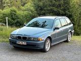 BMW 525i Touring E39 LPG - BMW 525 aus 2000: 525i