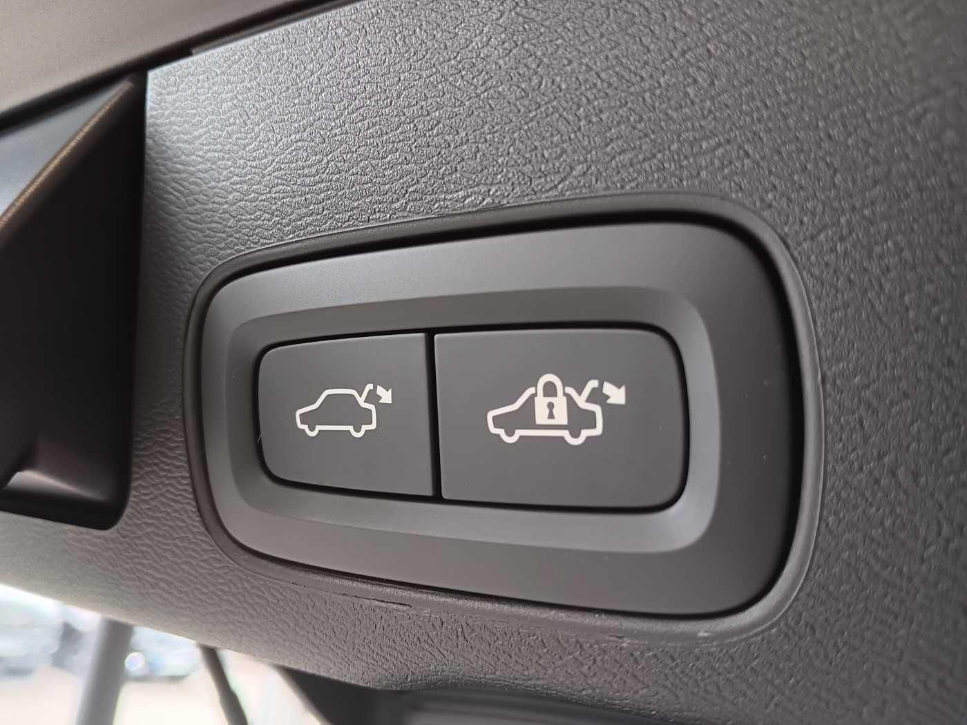 Fahrzeugabbildung Volvo XC60 T8 AWD Plus Black Edition