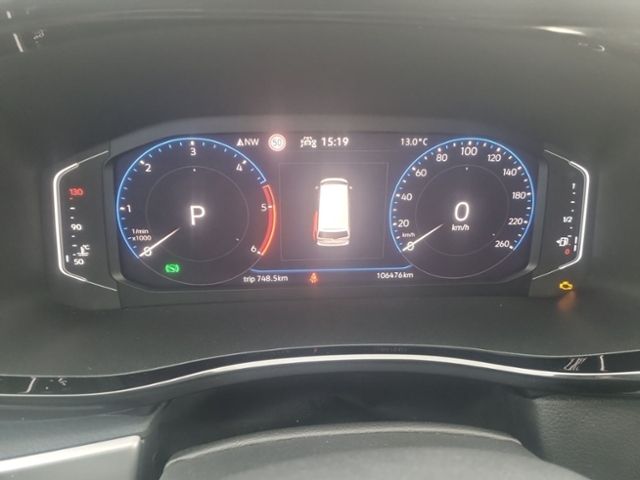 Fahrzeugabbildung Volkswagen Multivan T6.1 2.0 TDI DSG 4Motion Comfortline AH