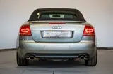 Audi A4 Cabriolet 2.0 TFSI Automatik PDC StzHzg - Audi A4: 2.4