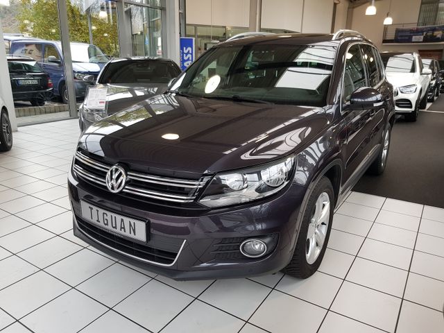 Volkswagen Tiguan LOUNGE AHK PANO KAMERA PTS SHZ