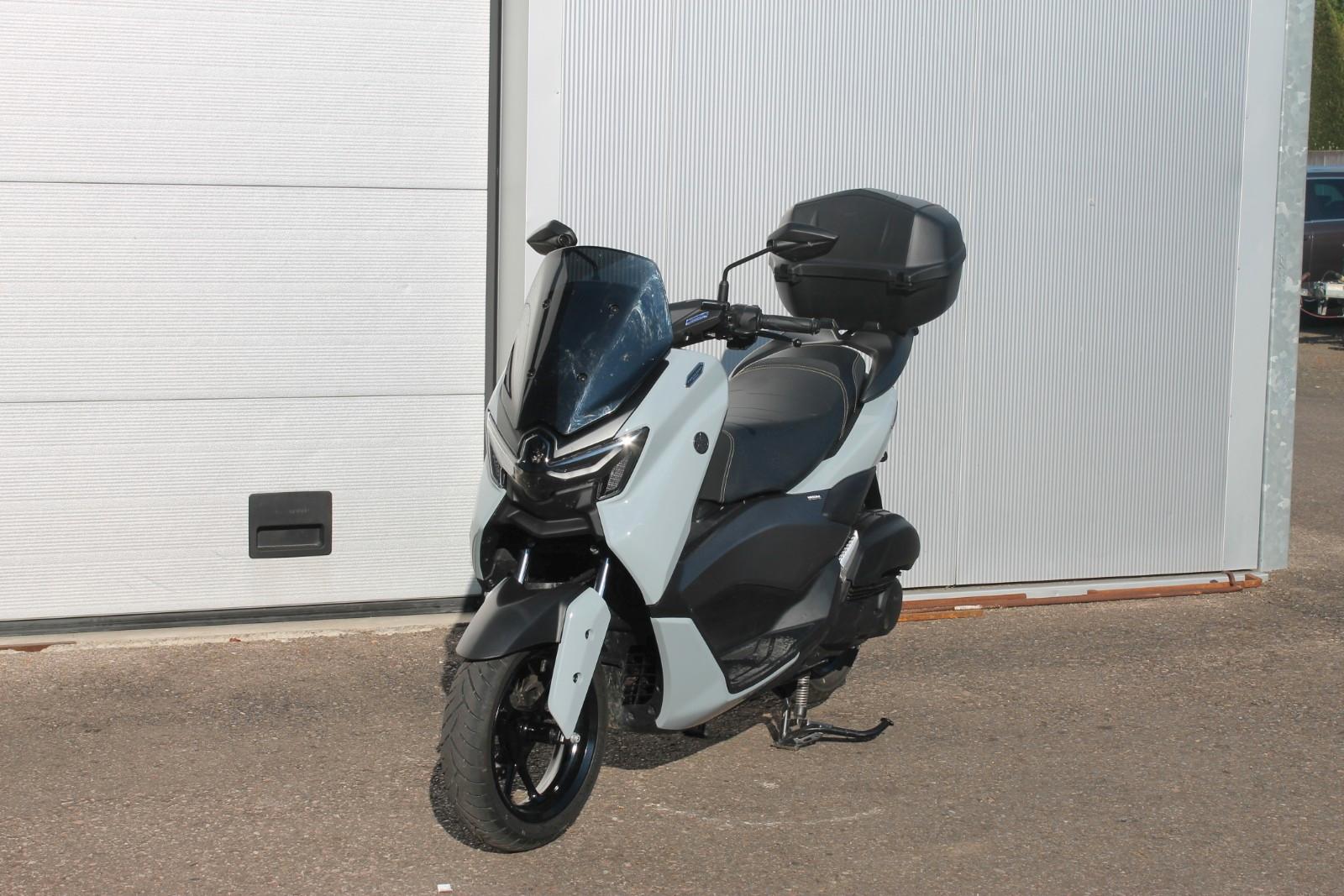 Yamaha N Max 125 * TECH MAX, Topcase, aus 1. Hd